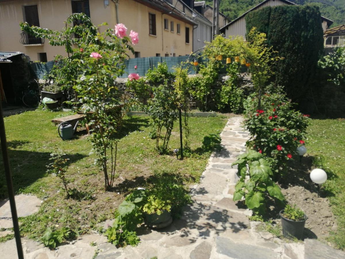 Villa Les Rosiers Bagnères-de-Luchon Esterno foto