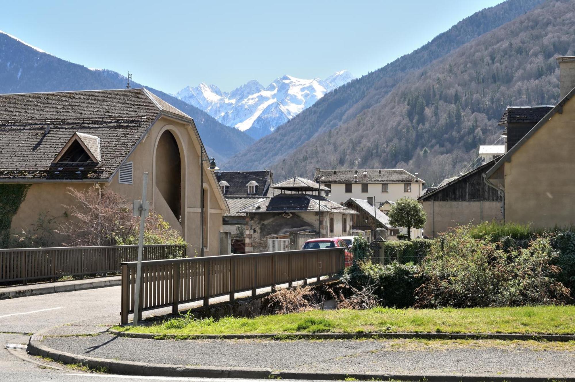 Villa Les Rosiers Bagnères-de-Luchon Esterno foto